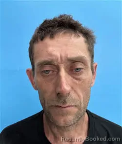 Mugshot of Jason Paul Larau Ledford booked in Desoto County, Florida on April 14, 2026