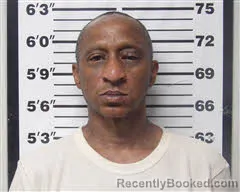 Mugshot of VICTOR EDWARD MANNING booked in Carteret County, North Carolina on April 30, 2026