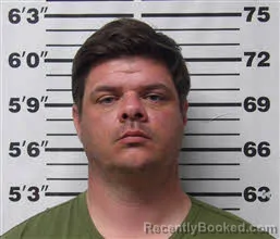 Mugshot of JOHN VERNON RUSSELL booked in Carteret County, North Carolina on April 3, 2026