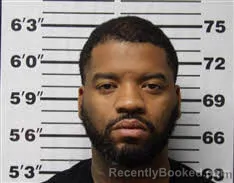 Mugshot of Dequillon Mutrill Smith booked in Carteret County, North Carolina on October 21, 2026