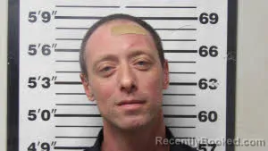 Mugshot of DYLAN TAYLOR THOMAS