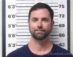 Mugshot of JACOB WHITEMAN WILLIS booked in Carteret County, North Carolina on April 24, 2026