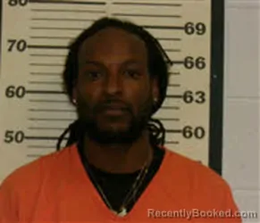 Mugshot of JA'QWAN MONTRESSE HUBBARD