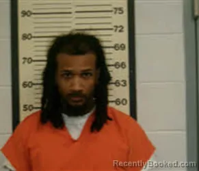 Mugshot of QUINTELL KAMAILE SAUNDERS booked in Caswell County, North Carolina on April 7, 2026