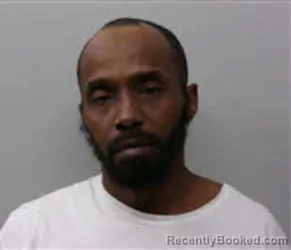 Mugshot of QUENTIN LEWIS GLOVER