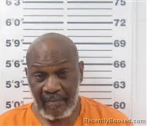 Mugshot of THOMAS EDWARD WHITE