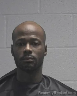 Mugshot of AKEEM RASHAD HOWARD