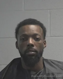Mugshot of DAVANTE MAURICE ODOMS