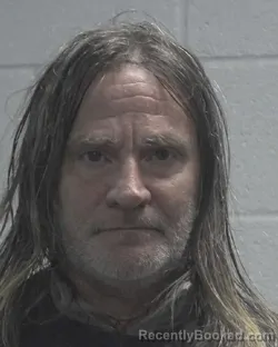 Mugshot of JOHN TRAVIS QUEEN