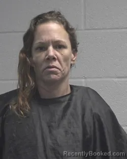 Mugshot of TRACY MARIE HARTIS