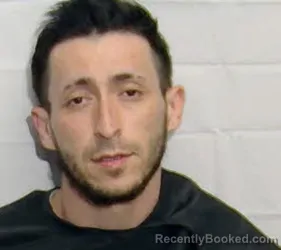 Mugshot of IRVIN E NUNEZ