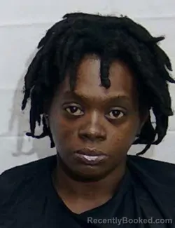 Mugshot of YSHENNA LASHAY BELLAMY