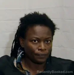 Mugshot of SHARMEQUIA MARKIEASHA DENISE BLAKE