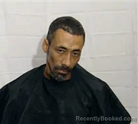 Mugshot of LEANGELO SCOTT booked in Columbus County, North Carolina on April 4, 2026