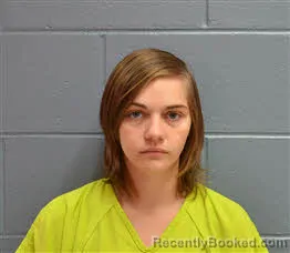 Mugshot of RACHEL QUIN MCCRACKEN