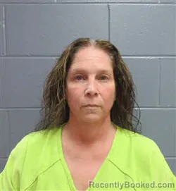 Mugshot of CARRIE LYNNEASE BATES