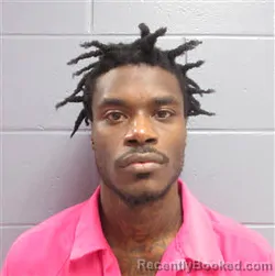 Mugshot of RAVONTAE QUINTRELL LEWIS booked in Lee County, Georgia on May 2, 2026