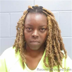 Mugshot of LADOSHIE ELANIA BARBER booked in Lee County, Georgia on May 20, 2026