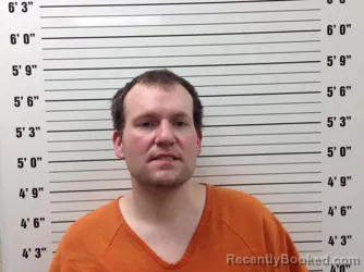 Mugshot of DEVIN THOMAS PINYAN