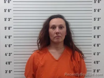 Mugshot of Shaina Evonne Giefing booked in Pickens County, Georgia on April 26, 2026