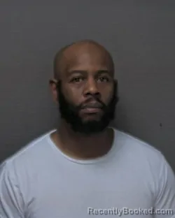 Mugshot of RONNIE LEON BROOKS