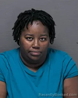 Mugshot of Sharonda Monique Basnight booked in Dare County, North Carolina on October 20, 2026