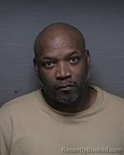Mugshot of REGINALD DEVON FARROW