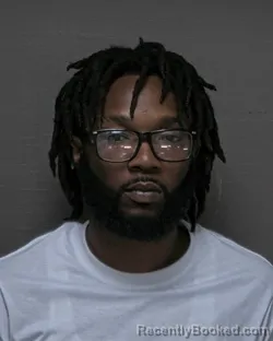 Mugshot of DAQUAN SHAVANT'E SPENCER booked in Dare County, North Carolina on June 21, 2026