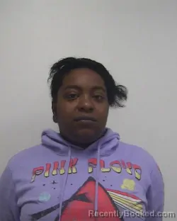 Mugshot of TIARA SHAQUEL SMOOT booked in Davidson County, North Carolina on May 6, 2026