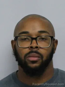 Mugshot of DQUAN TYREZ MILLER