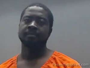 Mugshot of DOMINIQUE LAMAR WHITAKER