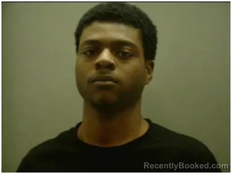 Mugshot of LADARRIOUS DAVON STANCIL