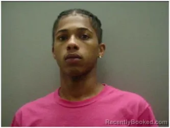 Mugshot of MIL'TAVIOUS RA'TREZ HINTON