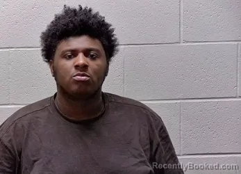 Mugshot of DEJAUN ANDREW COLON