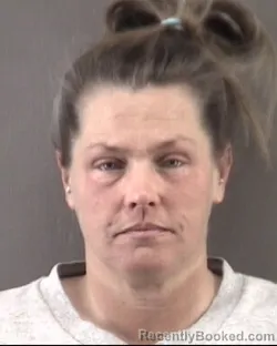 Mugshot of CASSIE MARIE SLEDGE