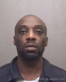 Mugshot of DERRICK LAMONT SHULER