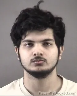 Mugshot of EBERARDO ROBLEDO