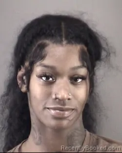Mugshot of KRYSTAL DESIRAE WASHINGTONRICHMOND