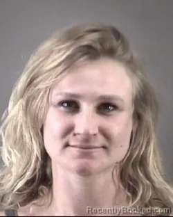 Mugshot of REBEKAH LYNN SIZEMORE
