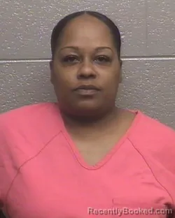 Mugshot of SHERIA KENNISE CHAMBERS