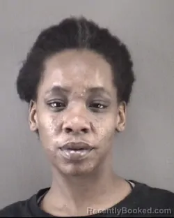 Mugshot of SHATIMA RENISE DAVIS