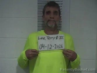 Mugshot of TERRY R II LEE booked in Clay County, Illinois on April 12, 2026