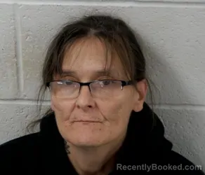 Mugshot of MARY DARLENE FRANK