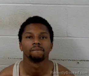 Mugshot of KHEANDRE LAVAR HATCHETT booked in Clinton County, Illinois on May 30, 2026