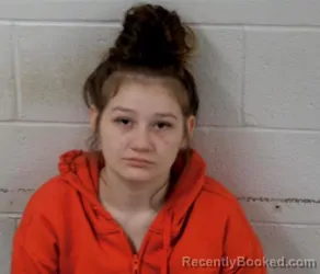 Mugshot of JAZMENE SUZANNE SIMPSON