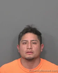 Mugshot of GIL G CRUZ-HERNANDEZ