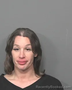 Mugshot of TAYLUR R HERNANDEZ