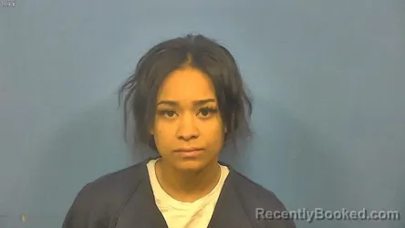 Mugshot of AALIYAH FRAMKE