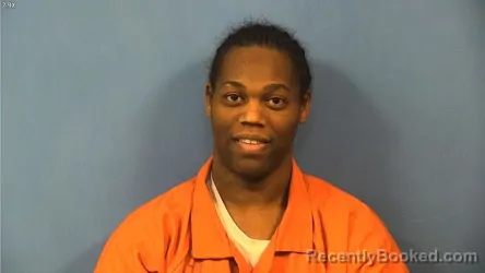 Mugshot of ANTONIO ROSS