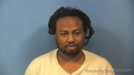 Mugshot of JOELTAVEN BANKS booked in DuPage County, Illinois on June 3, 2026